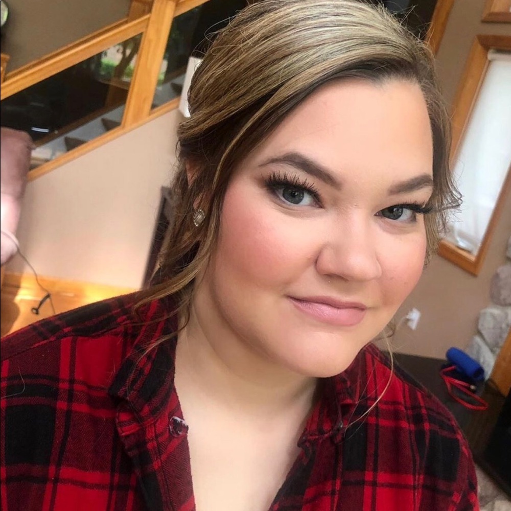 Meet your Posher, Cheryl